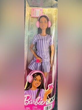 Autistic Self Advocacy Network Barbie - w/Pink Headphones,Fidget Ring & Notebook